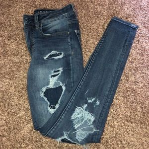 American Eagle Distressed High Rise Jegging Size 2
